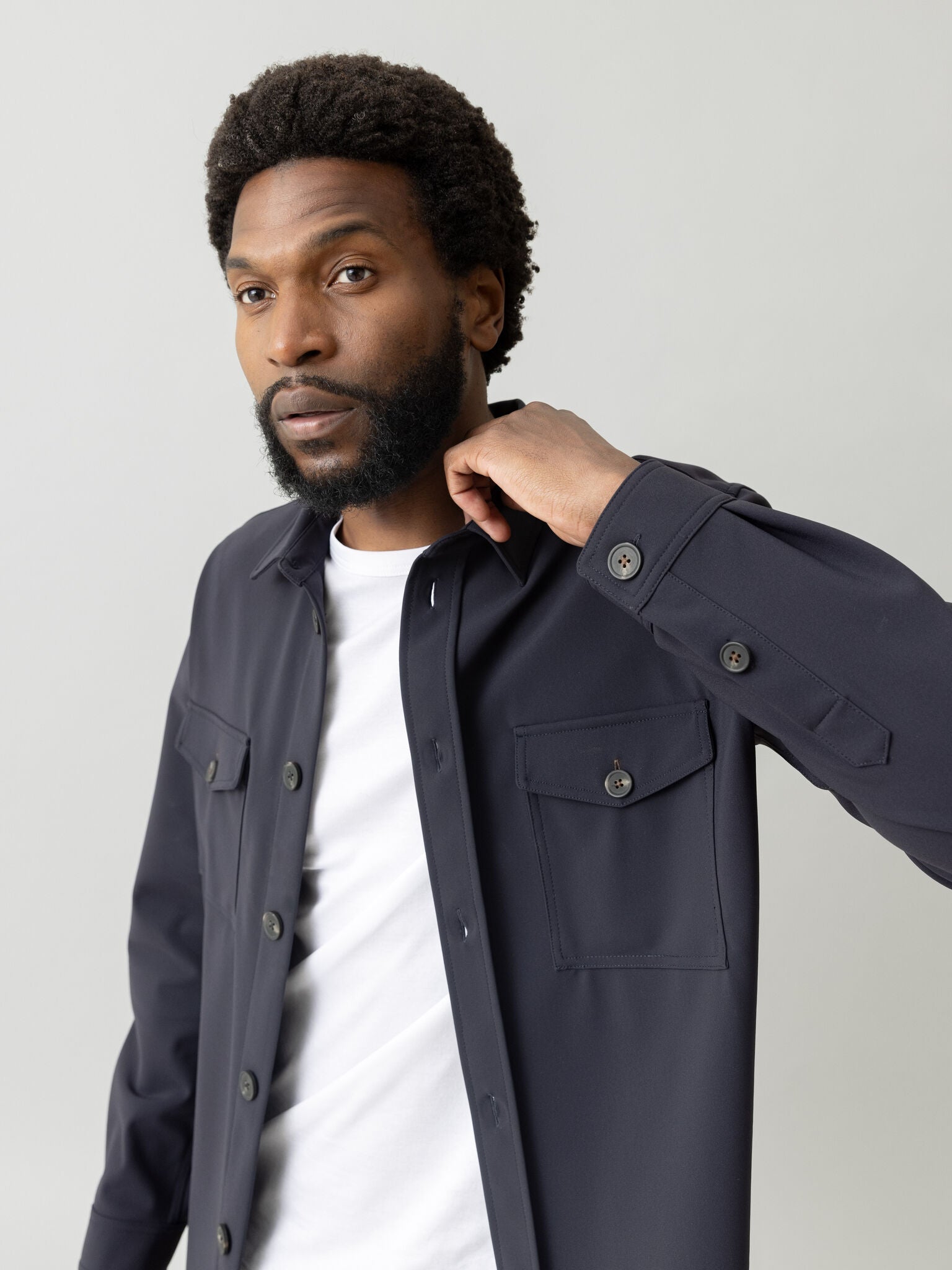 Modelshot / Navy / Detail